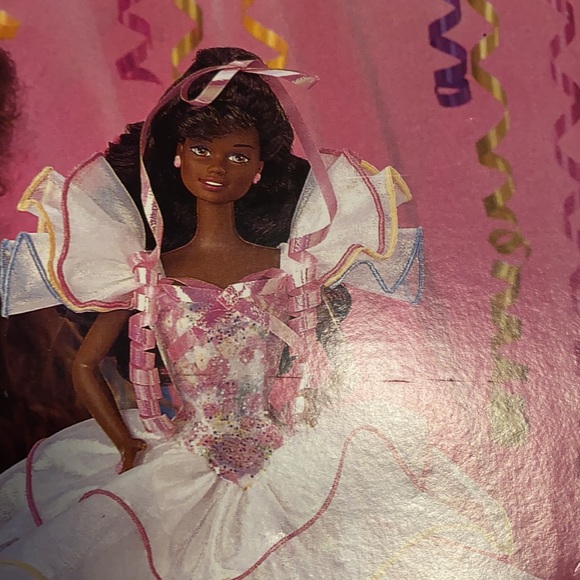 Happy Birthday Barbie 1995 - Picture 3 of 6